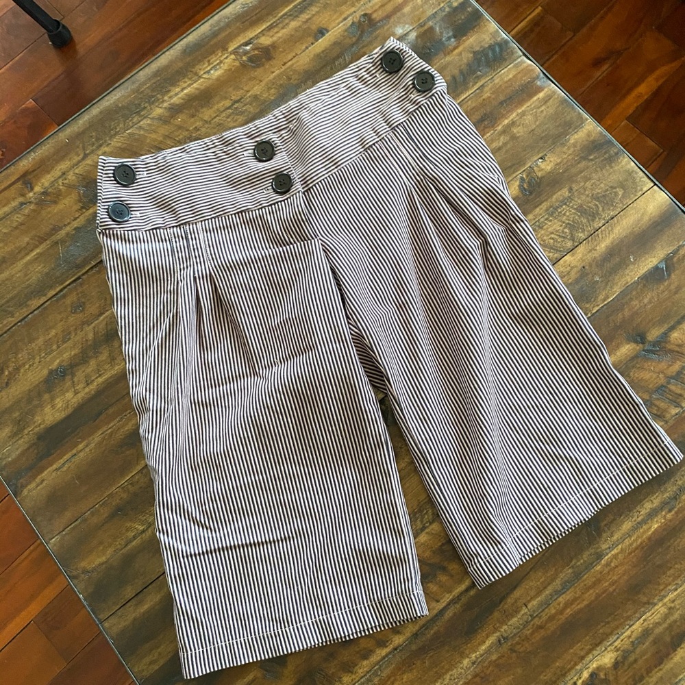 Mimi chica shorts